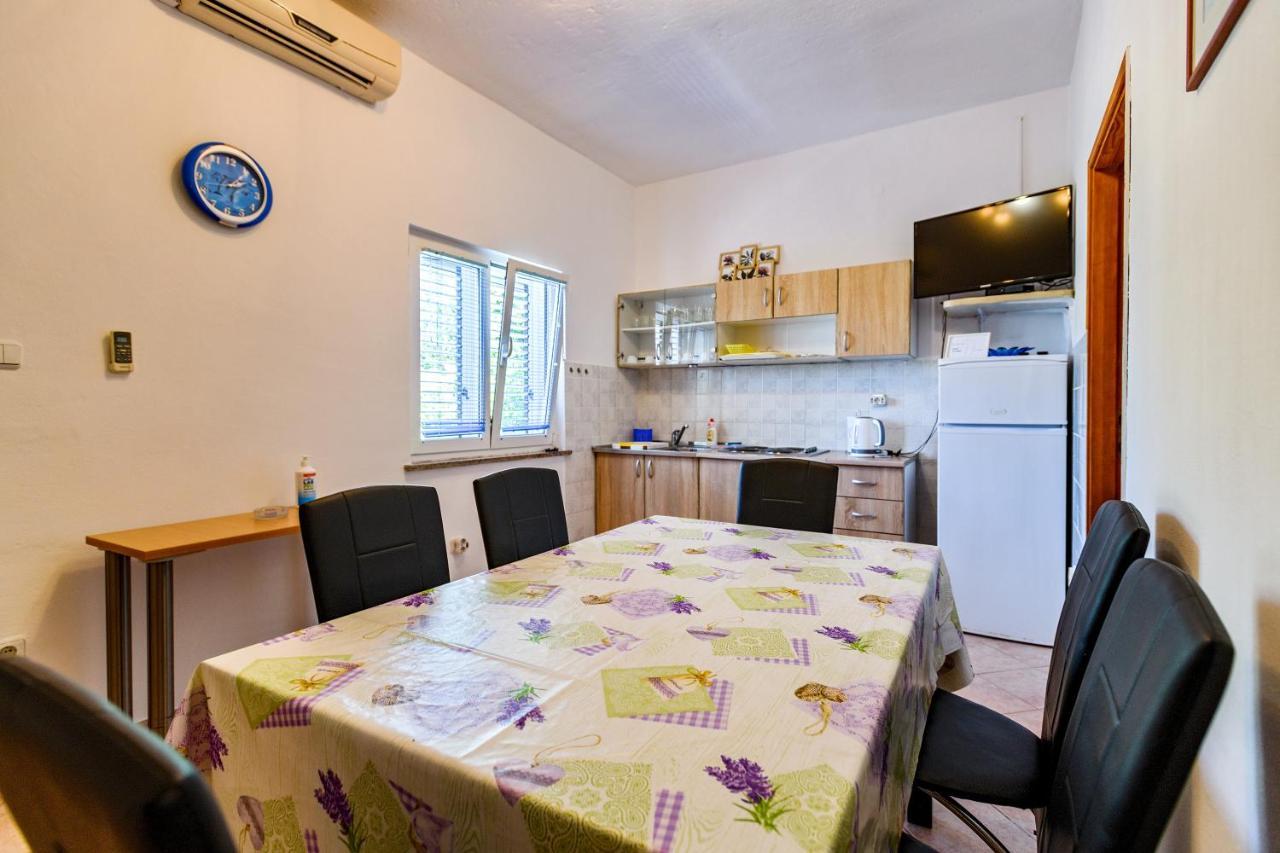 Apartmant Prosika Pag Town Eksteriør bilde