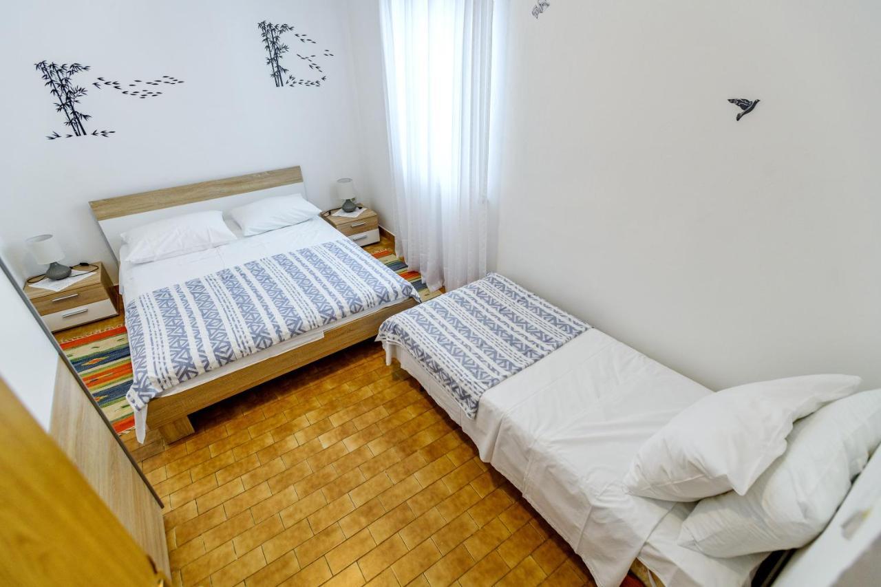 Apartmant Prosika Pag Town Eksteriør bilde